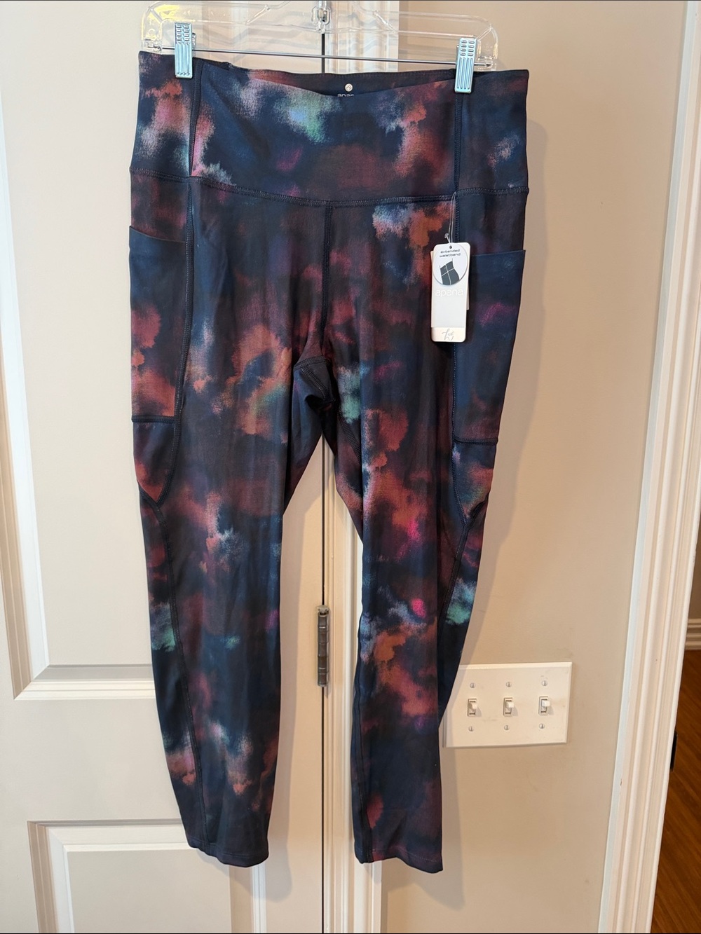 Apana Yoga Tie-Dye Pocket Leggings - Multicolor